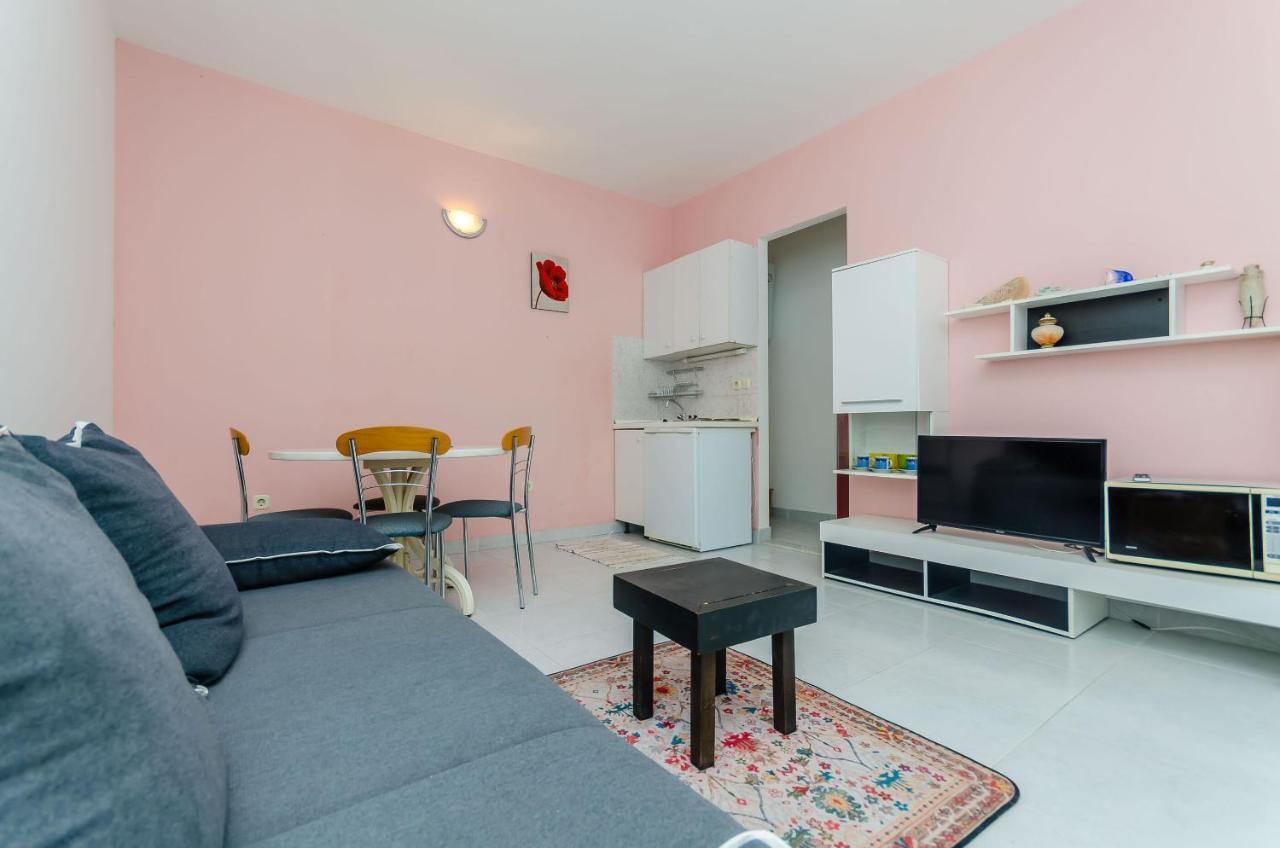 Apartments Zdenka Donji Okrug  Εξωτερικό φωτογραφία