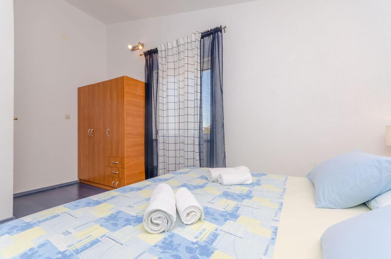 Apartments Zdenka Donji Okrug  Εξωτερικό φωτογραφία